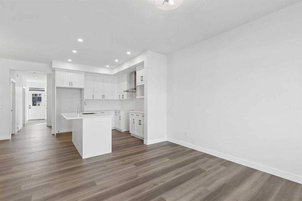 463 Buffaloberry Manor Se, Calgary, AB
