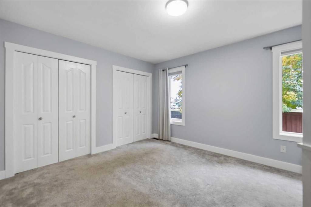 35 Heenan Crescent, Sylvan Lake, AB