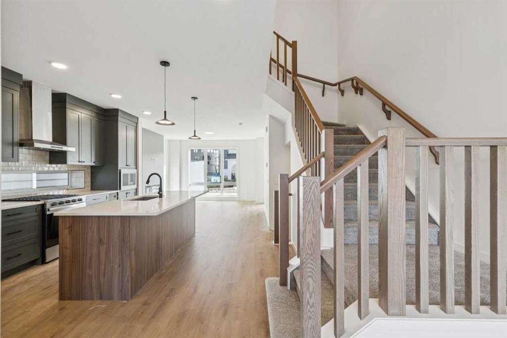 45 Bluerock Hill Sw, Calgary, AB