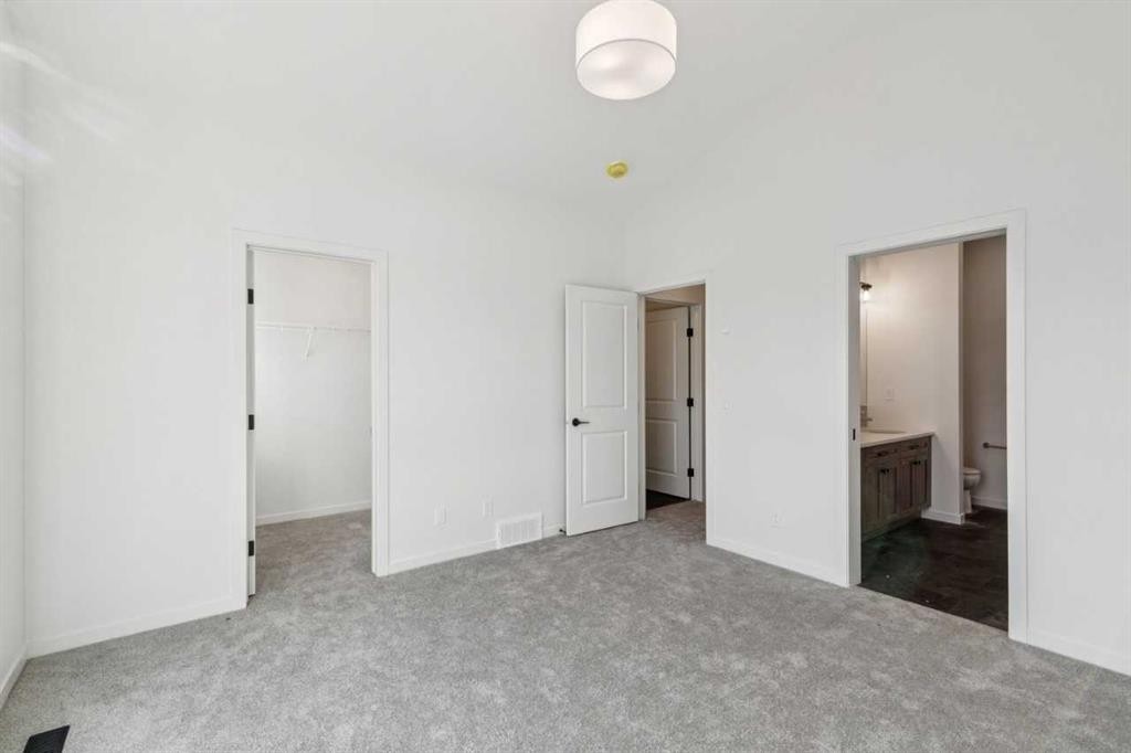 45 Bluerock Hill Sw, Calgary, AB