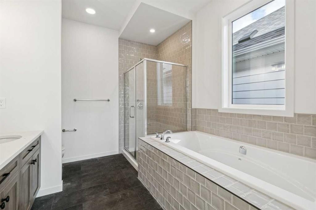 45 Bluerock Hill Sw, Calgary, AB