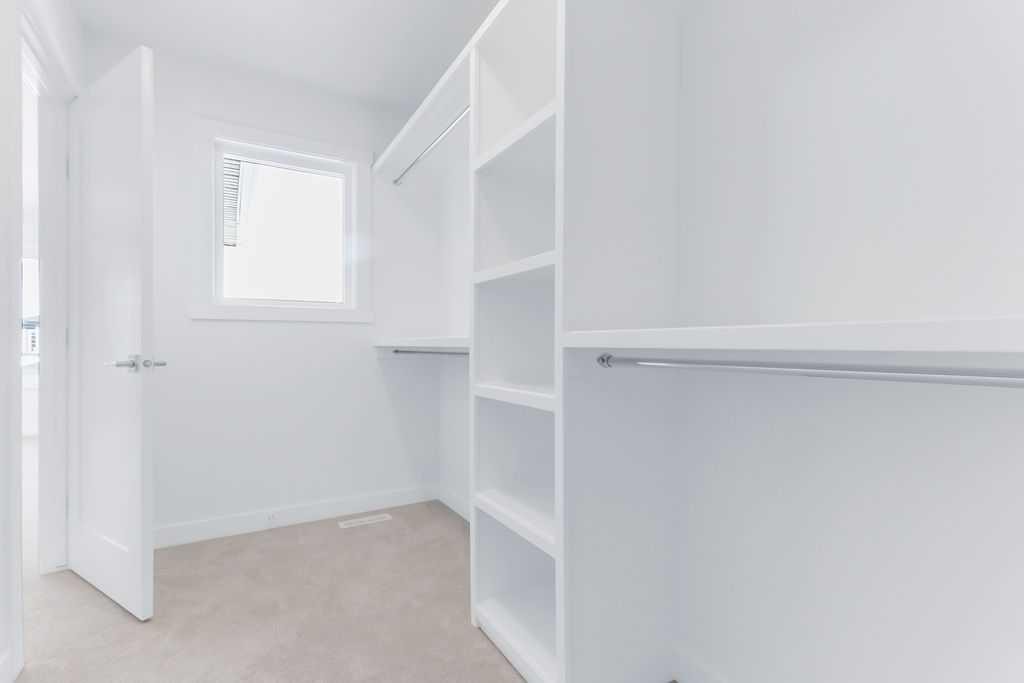 35 Linden Place, Rural Red Deer County, AB
