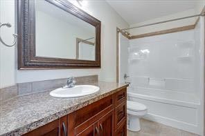 2-5511 54 Street, Ponoka, AB