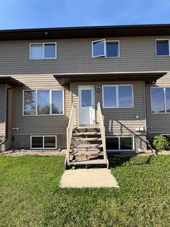 2-5511 54 Street, Ponoka, AB