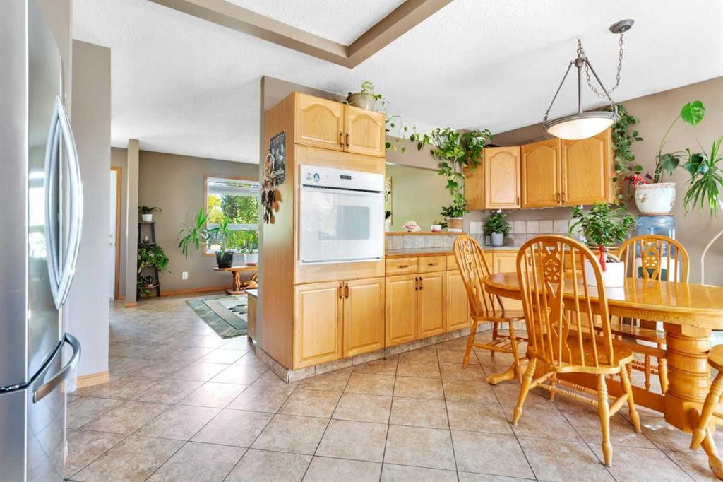 54 Lakeview Crescent, Sylvan Lake, AB