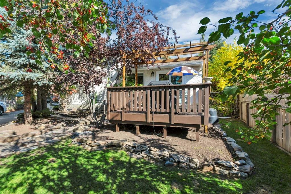 54 Lakeview Crescent, Sylvan Lake, AB