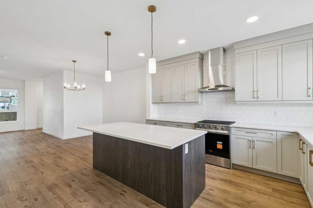 69 Bluerock Hill Sw, Calgary, AB
