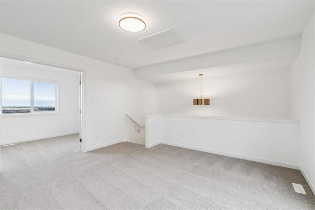 69 Bluerock Hill Sw, Calgary, AB