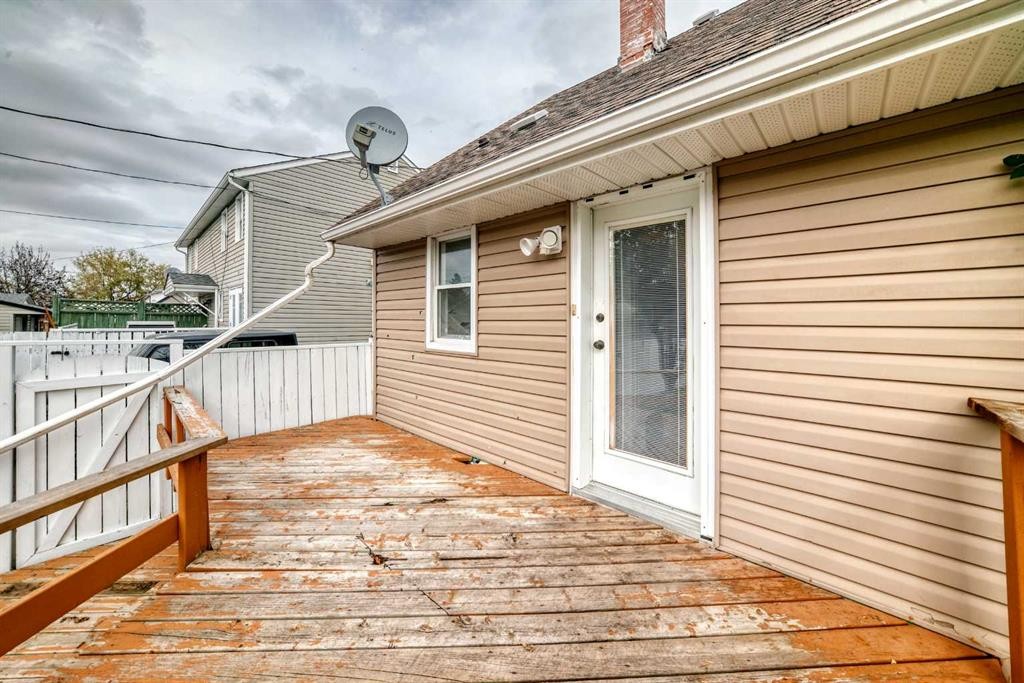 315 Spruce Street, Springbrook, AB