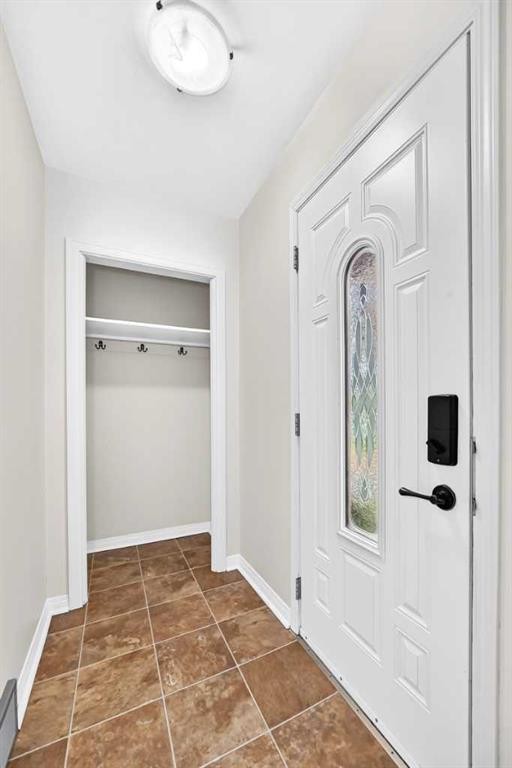 315 Spruce Street, Springbrook, AB