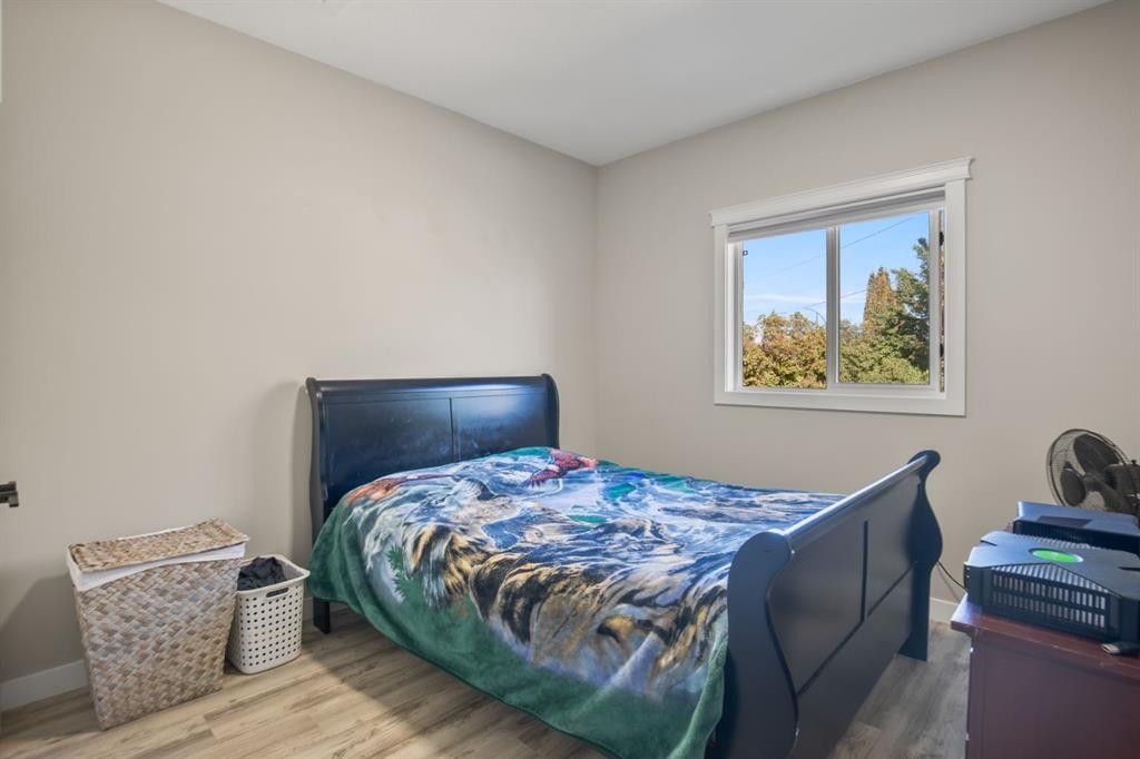 6913 59 Avenue, Red Deer, AB
