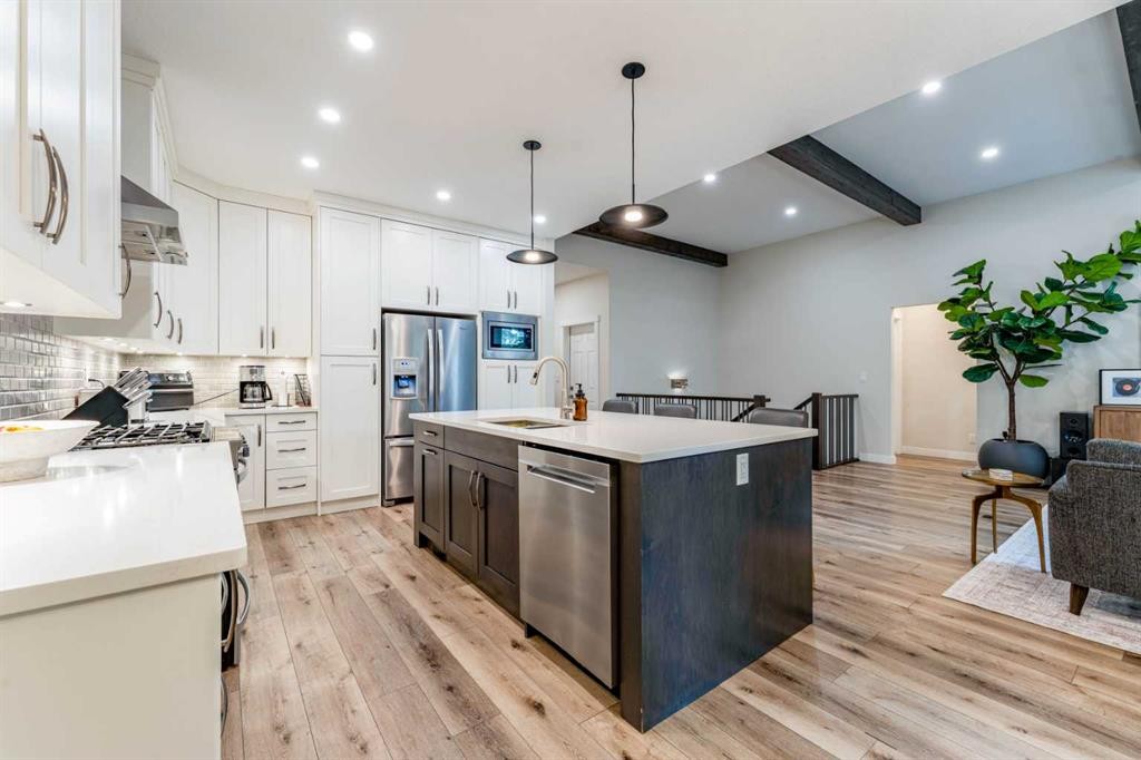 4611 45 Street, Red Deer, AB