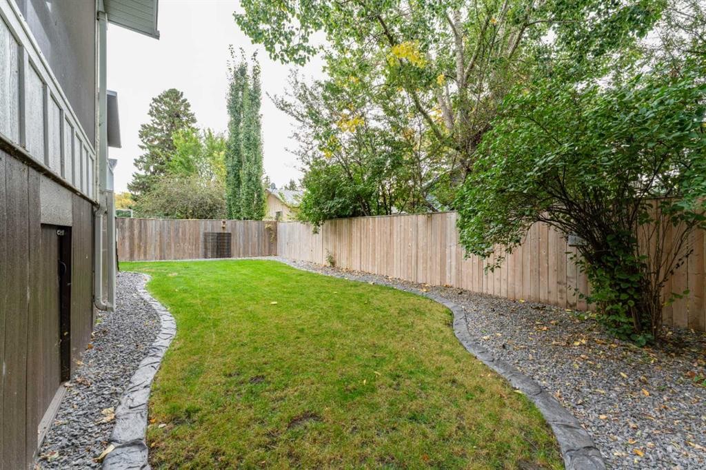4611 45 Street, Red Deer, AB