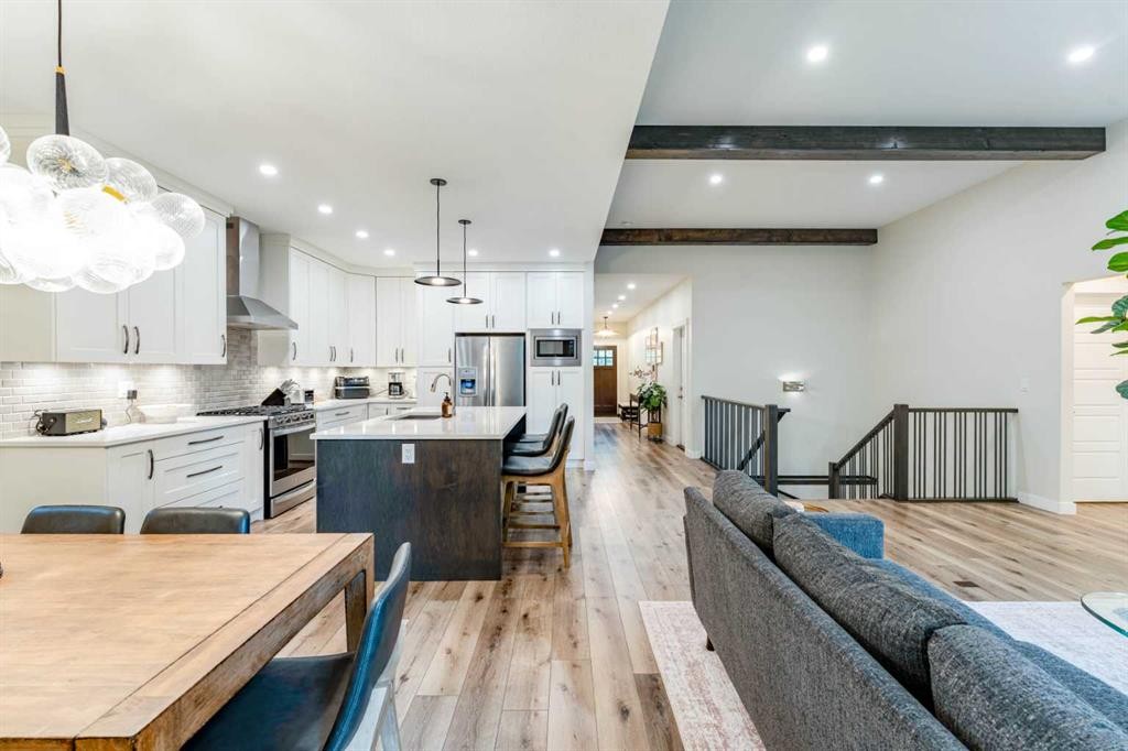 4611 45 Street, Red Deer, AB