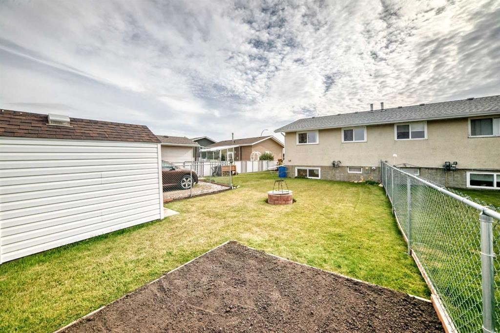 4209 54 Avenue, Innisfail, AB