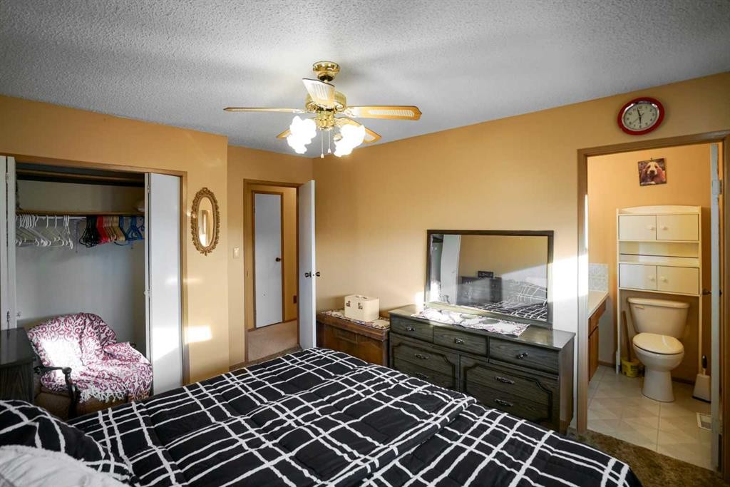 5323 55 Avenue, Viking, AB