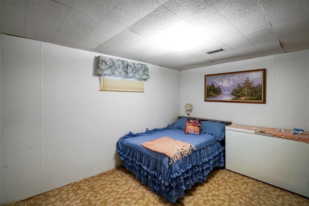 5323 55 Avenue, Viking, AB