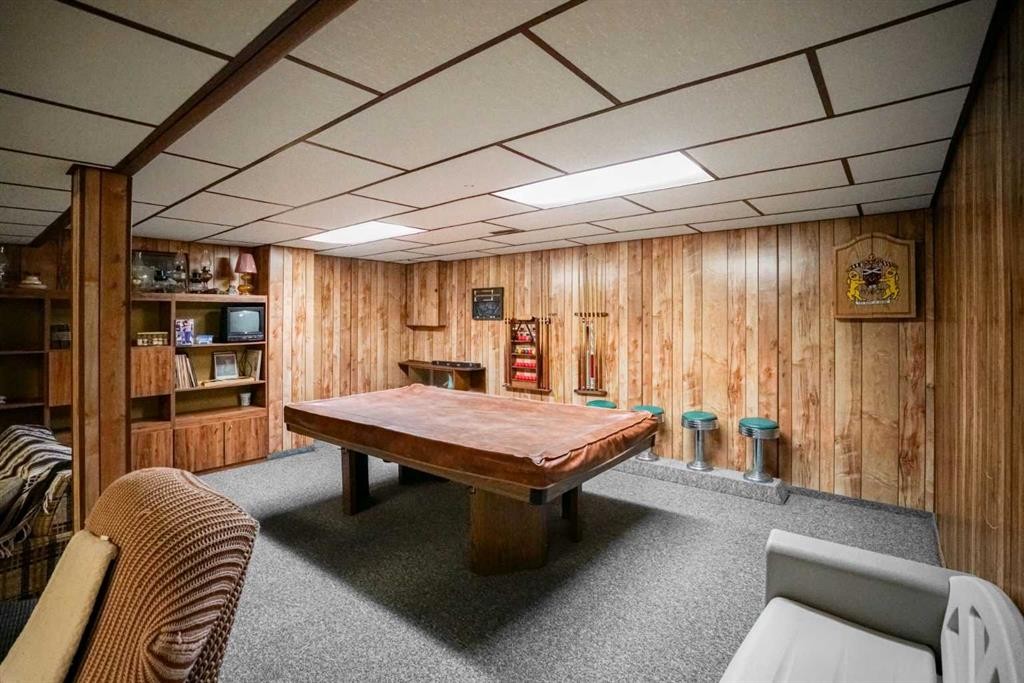 5323 55 Avenue, Viking, AB