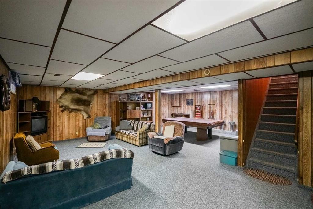 5323 55 Avenue, Viking, AB