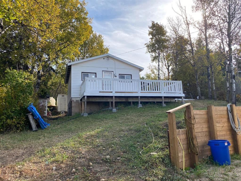 313 Minnewaukan Road, Tillicum Beach, AB