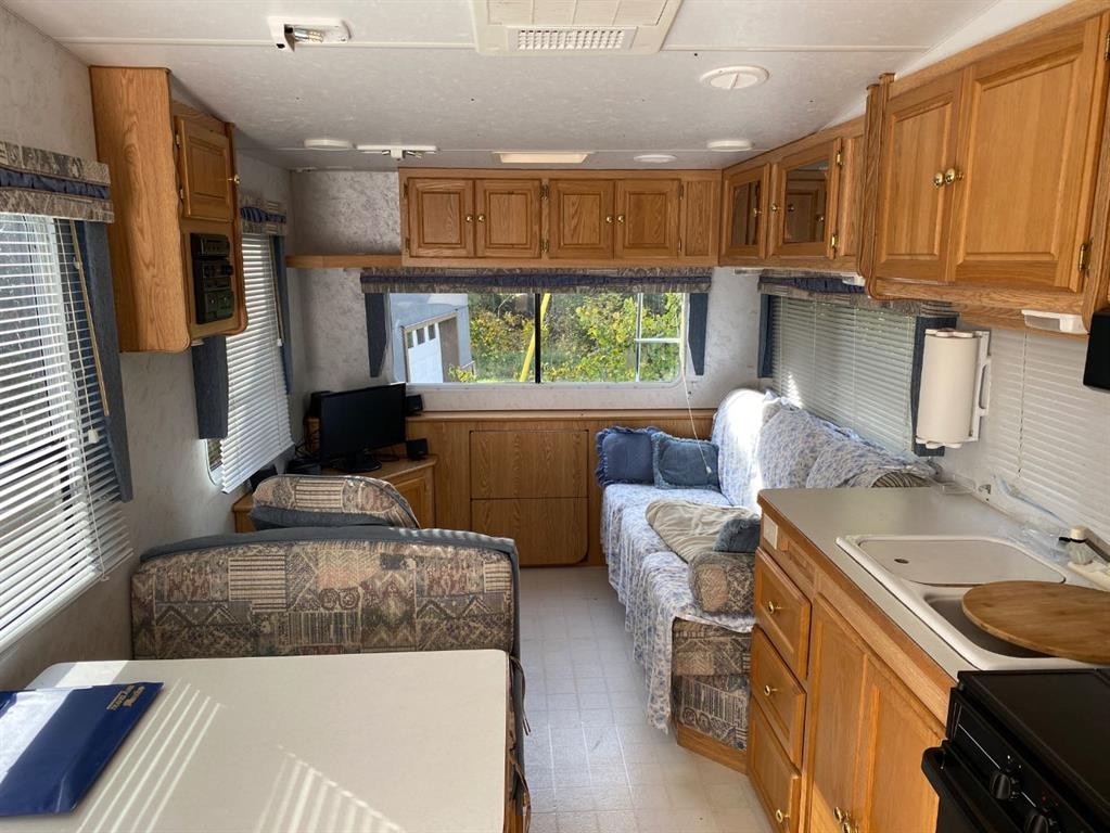 313 Minnewaukan Road, Tillicum Beach, AB