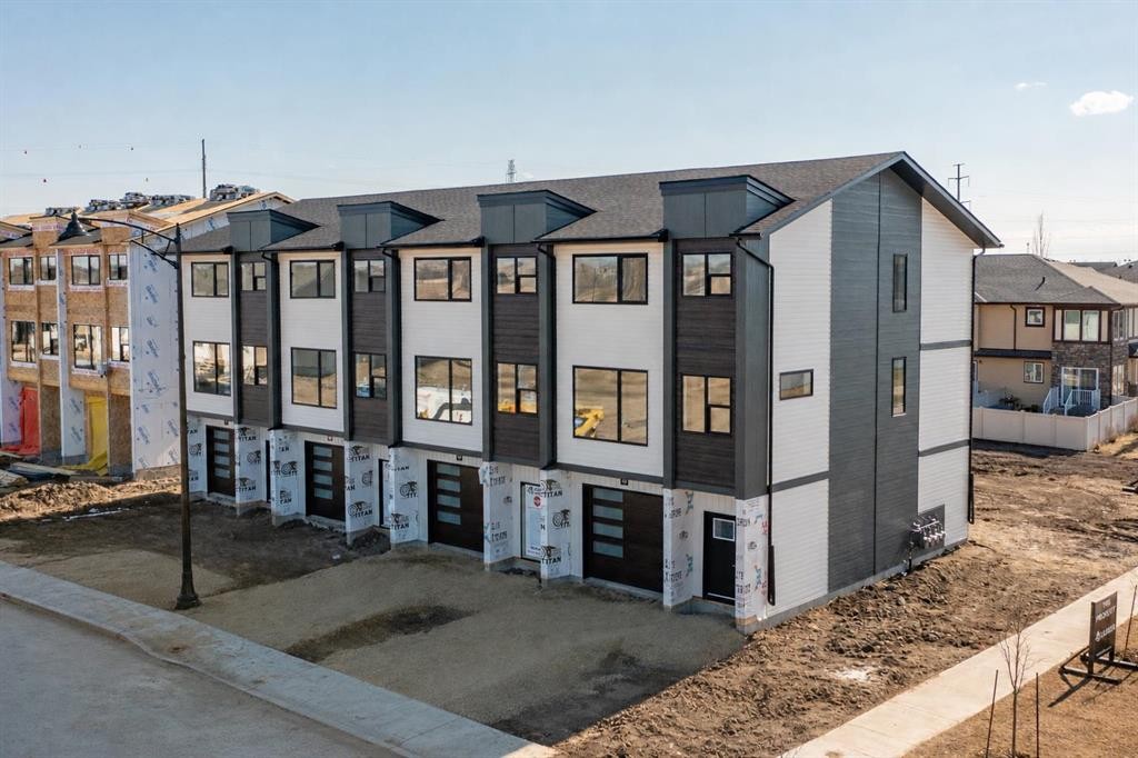 55 Lavelle Close, Red Deer, AB