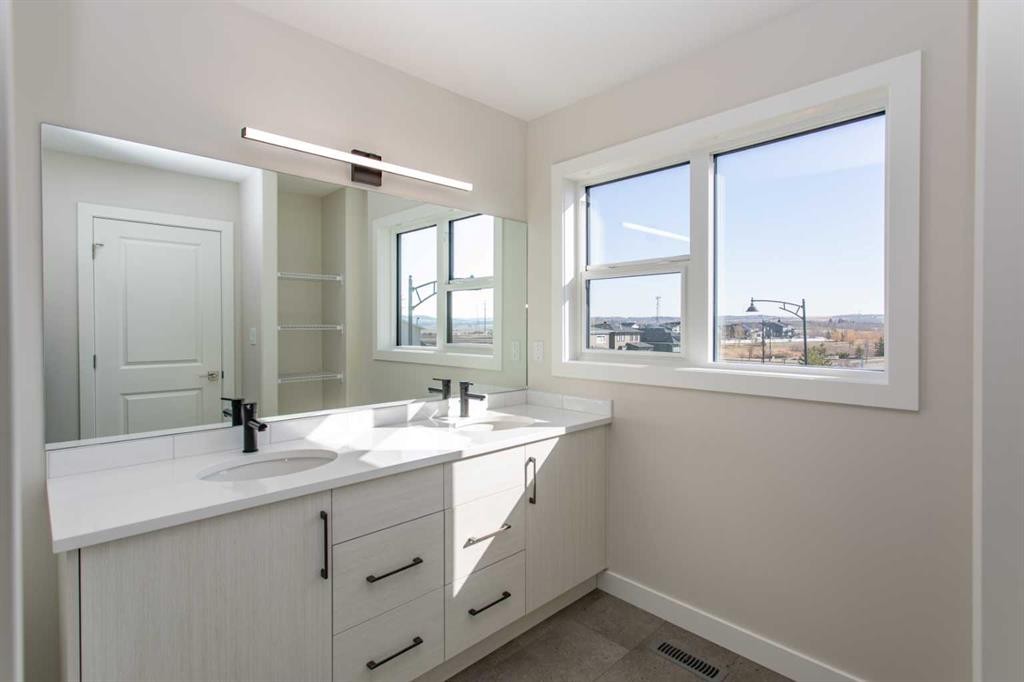 55 Lavelle Close, Red Deer, AB