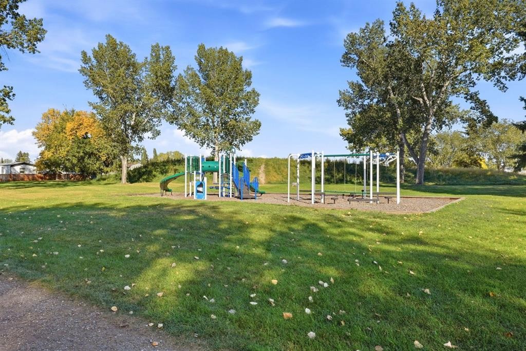 75-5344 76 Street, Red Deer, AB