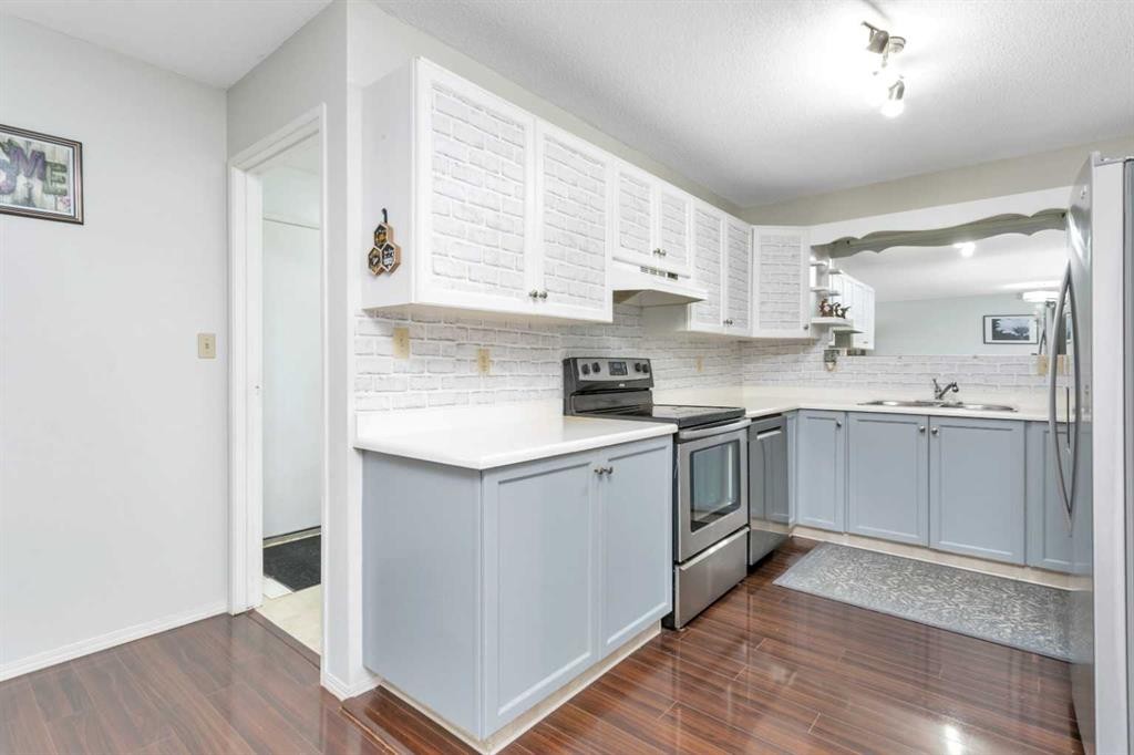 240 Ebert Close, Red Deer, AB