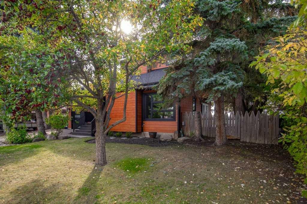 130 Westview Drive, Sylvan Lake, AB
