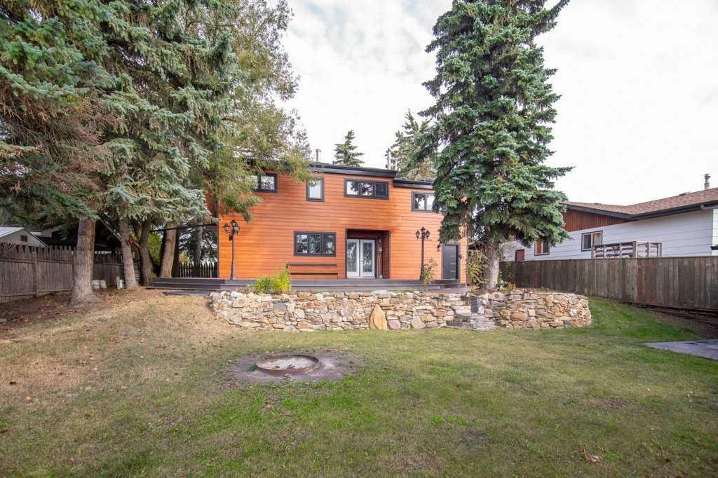 130 Westview Drive, Sylvan Lake, AB