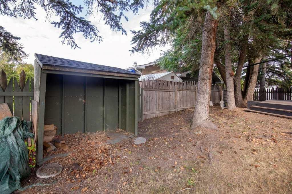 130 Westview Drive, Sylvan Lake, AB