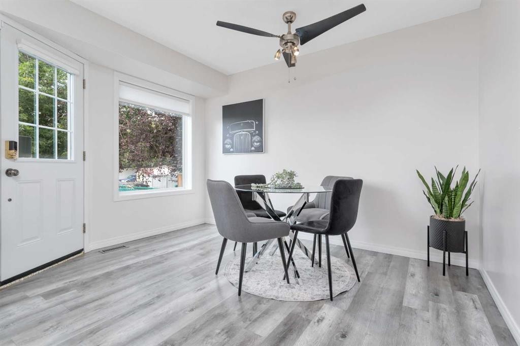 5430 45 Street, Lacombe, AB