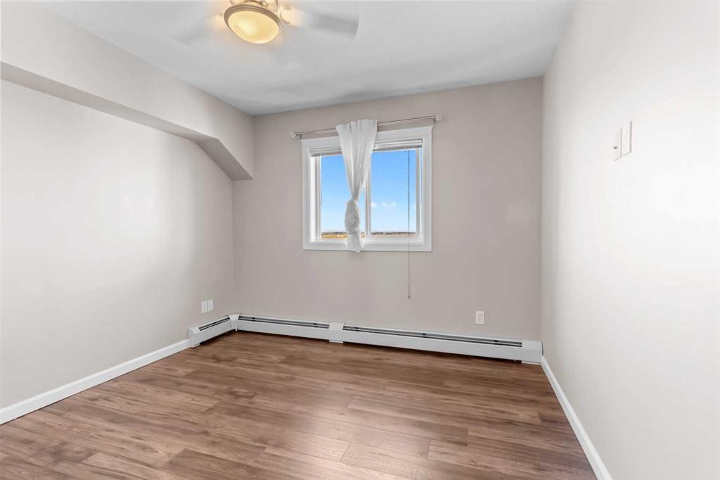412-3 Broadway Rise, Sylvan Lake, AB