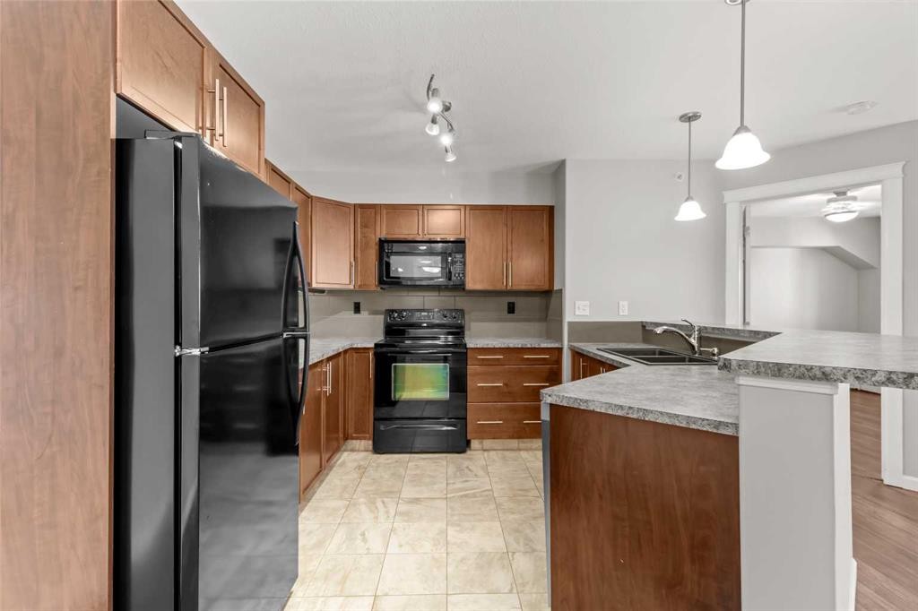 412-3 Broadway Rise, Sylvan Lake, AB