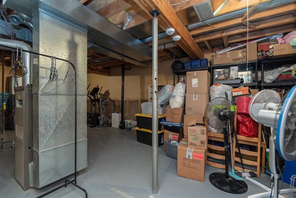 5716 71 Street, Red Deer, AB