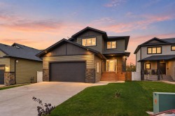 29 Alderwood Close Blackfalds, AB T4M 0L9