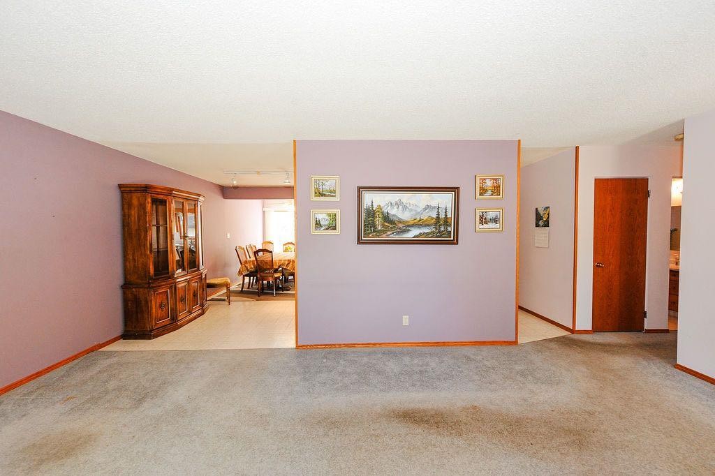 5805 43 Avenue, Camrose, AB