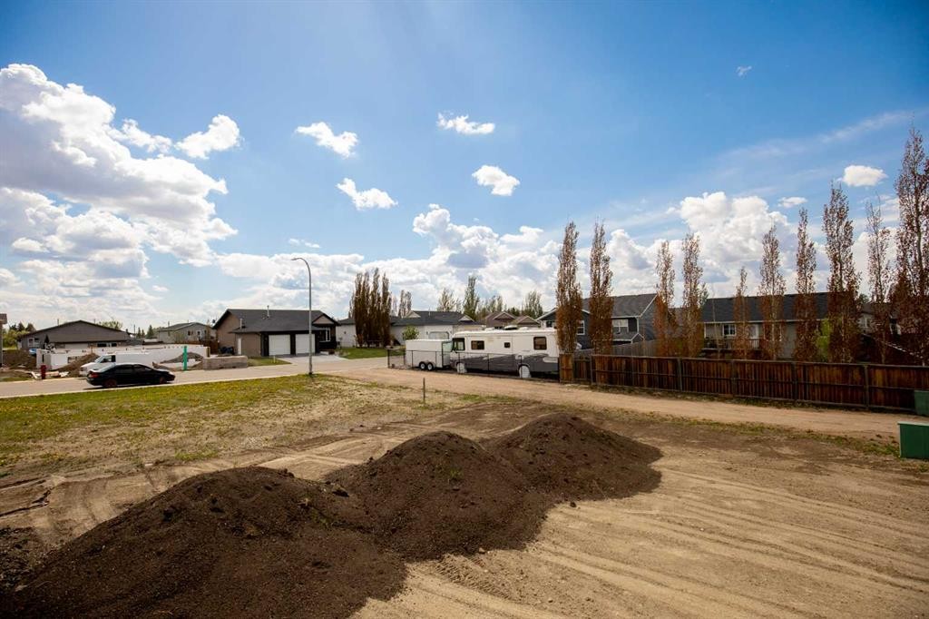32 Sunrise Crescent North, Three Hills, AB