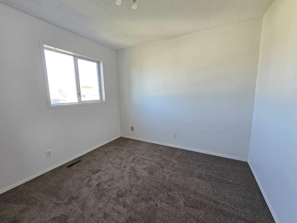 47 Escott Close, Red Deer, AB