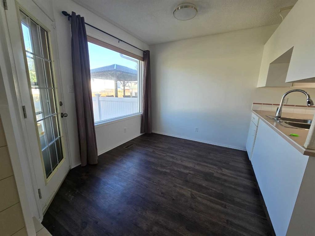 47 Escott Close, Red Deer, AB