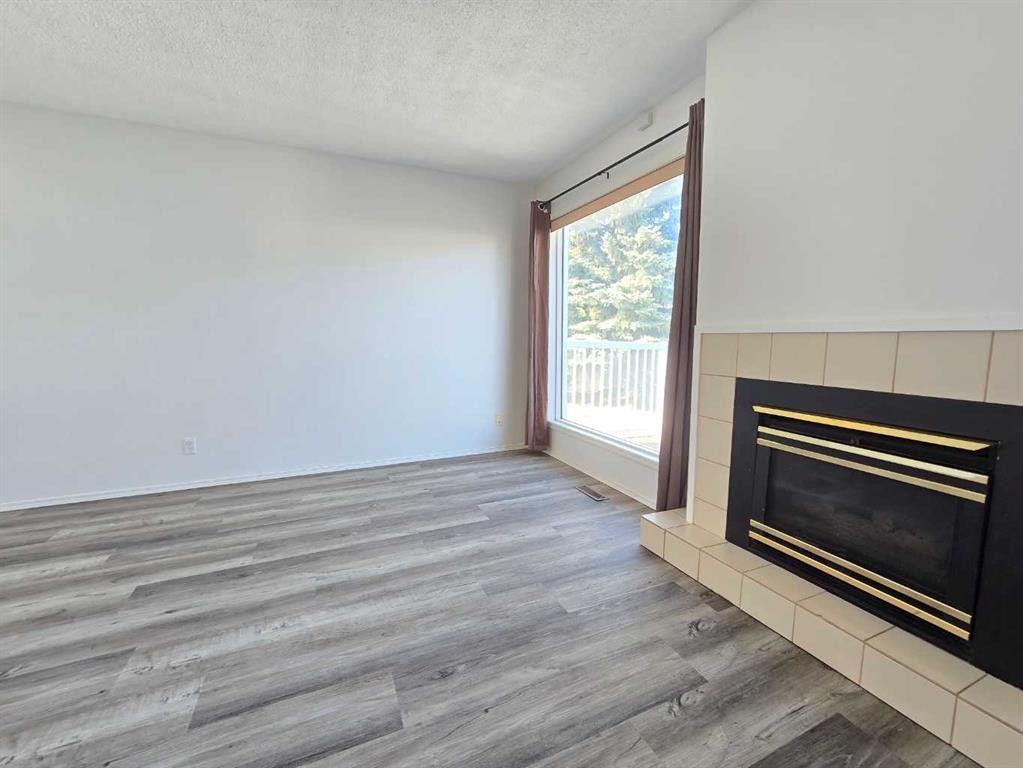 47 Escott Close, Red Deer, AB