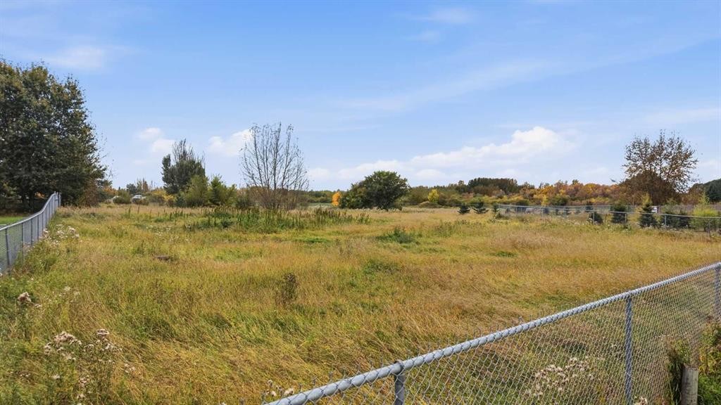 4608 38A Ave Close, Ponoka, AB