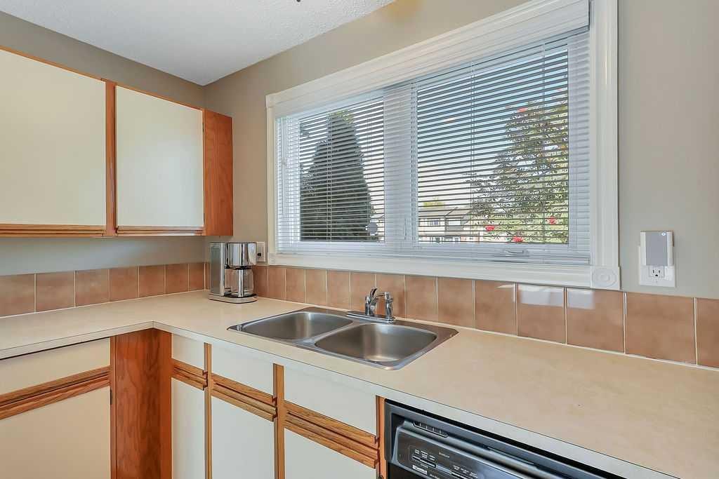 101 Baile Close, Red Deer, AB