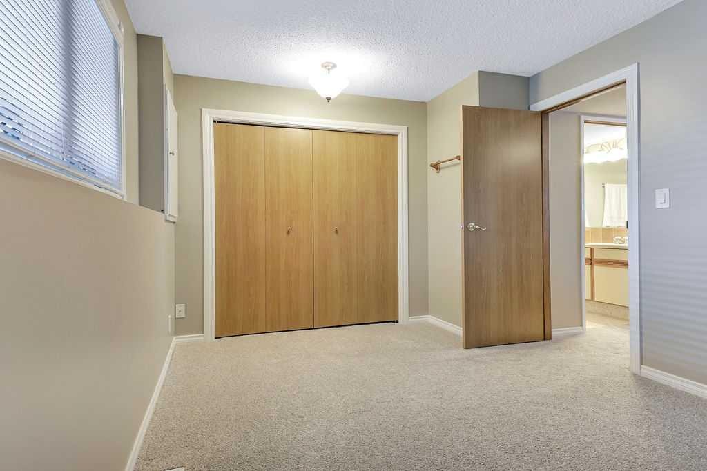 101 Baile Close, Red Deer, AB