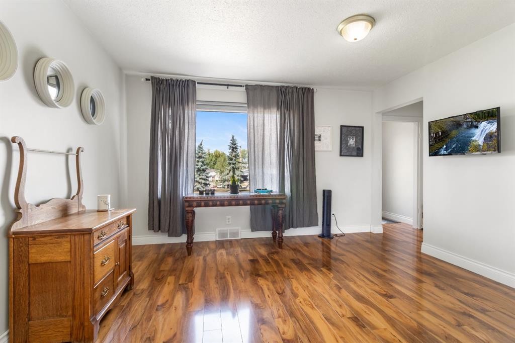 223 Devilder Avenue, Trochu, AB