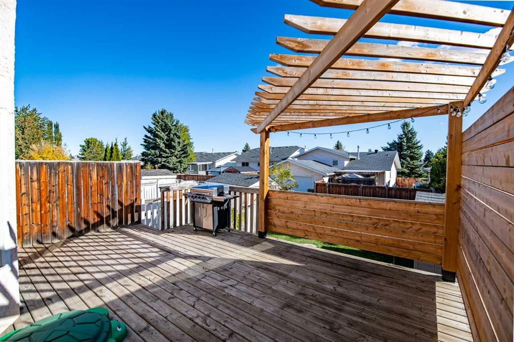 33 Kirsch Close, Red Deer, AB
