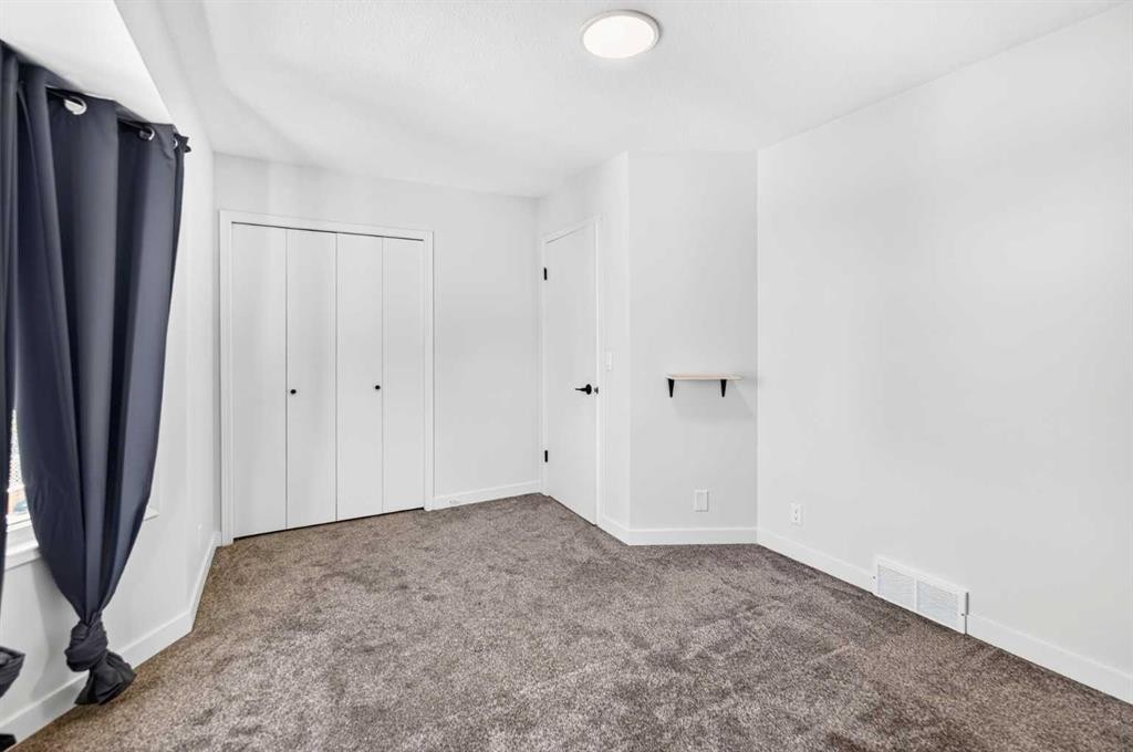 33 Kirsch Close, Red Deer, AB