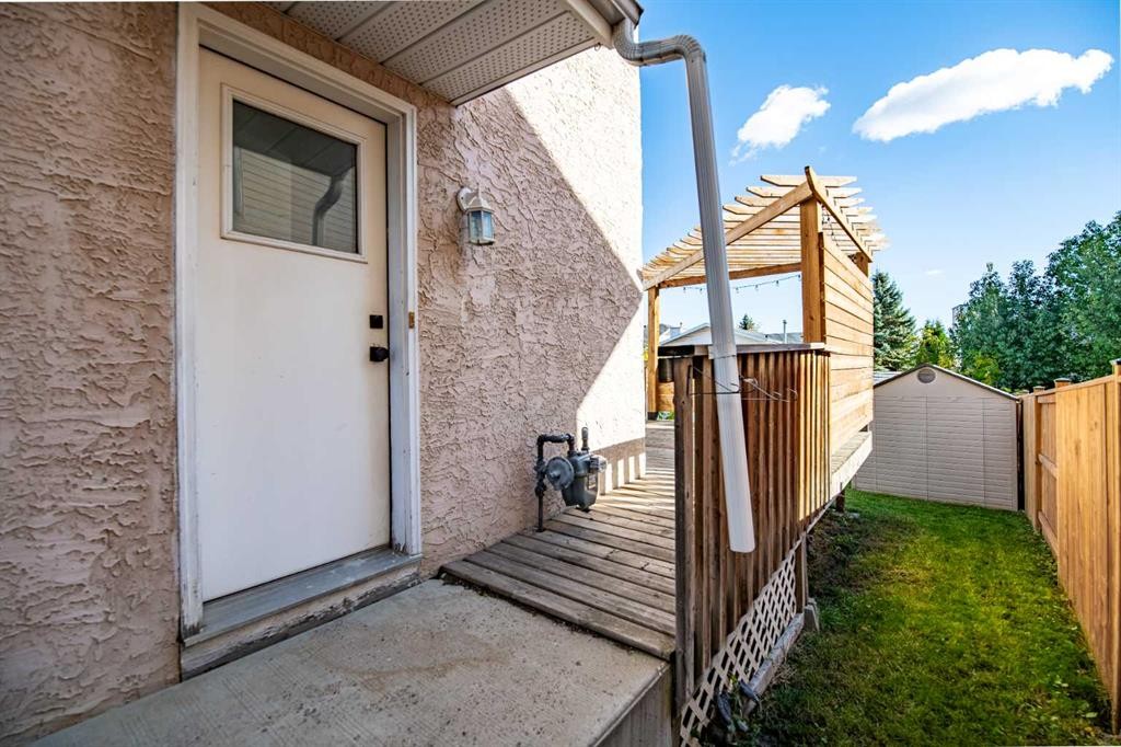 33 Kirsch Close, Red Deer, AB