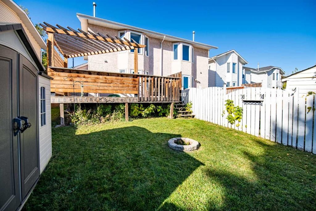 33 Kirsch Close, Red Deer, AB